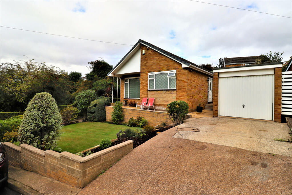 2 bedroom detached bungalow for sale in Cumberland Drive, Ardsley