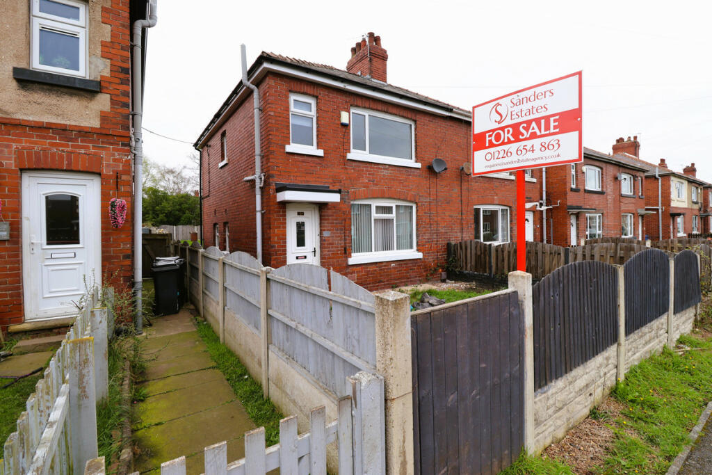 3 bedroom semidetached house for sale in Birkwood Avenue, Cudworth