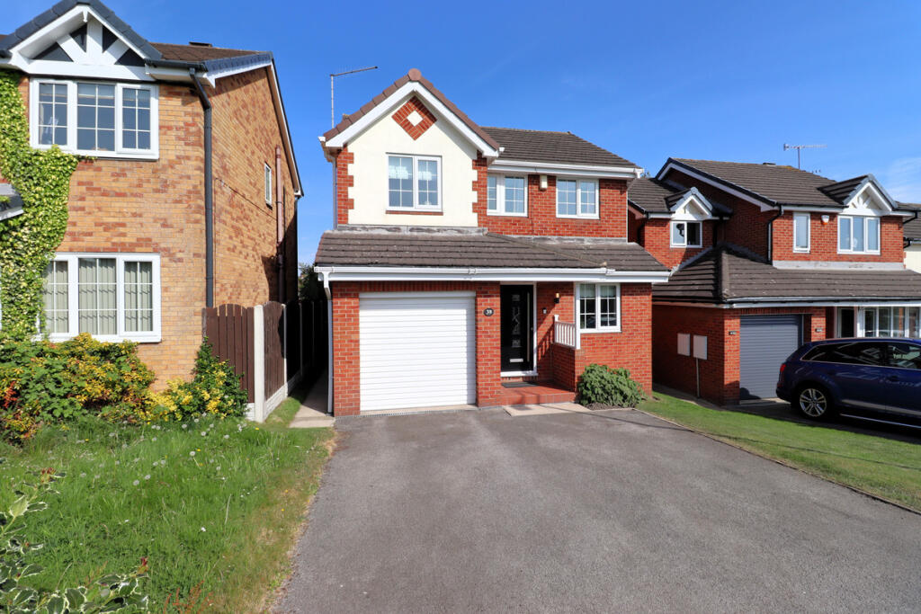 Main image of property: Lady Croft Lane, Hemingfield Barnsley, S73