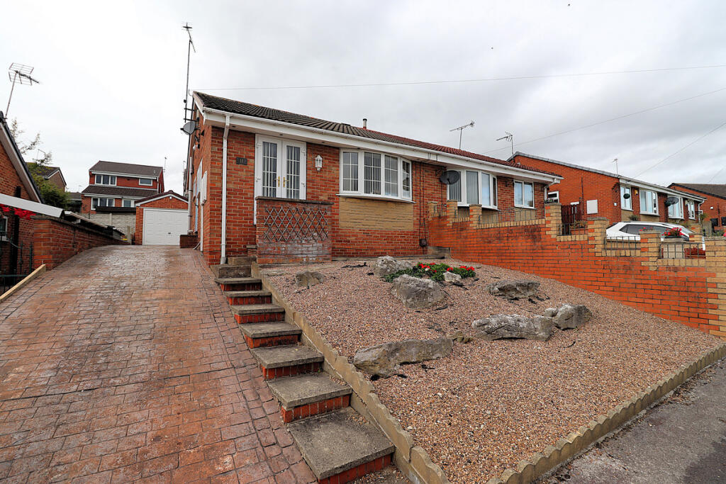 Main image of property: Cadwell Close, Cudworth Barnsley, S72