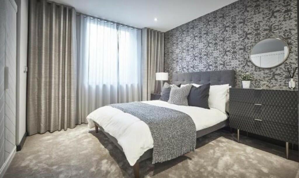 2 bedroom apartment for sale in Canalside Wharf, Manchester, M3