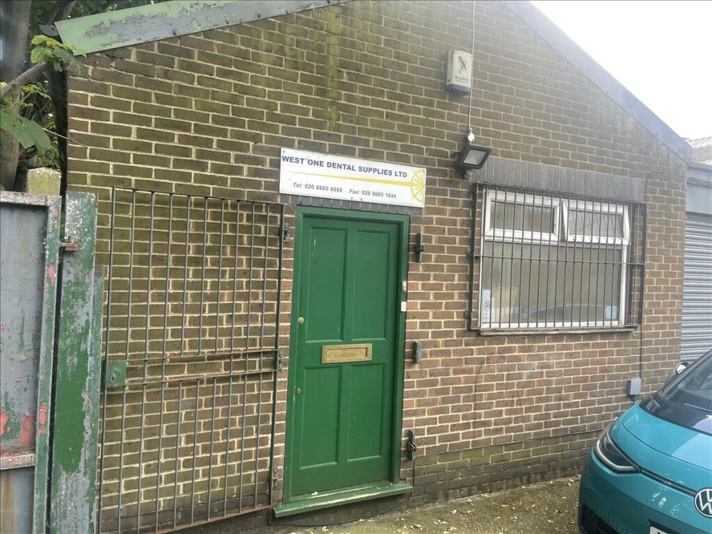 Main image of property: Unit 1, 216 Sydenham Road, Croydon , London, CR0