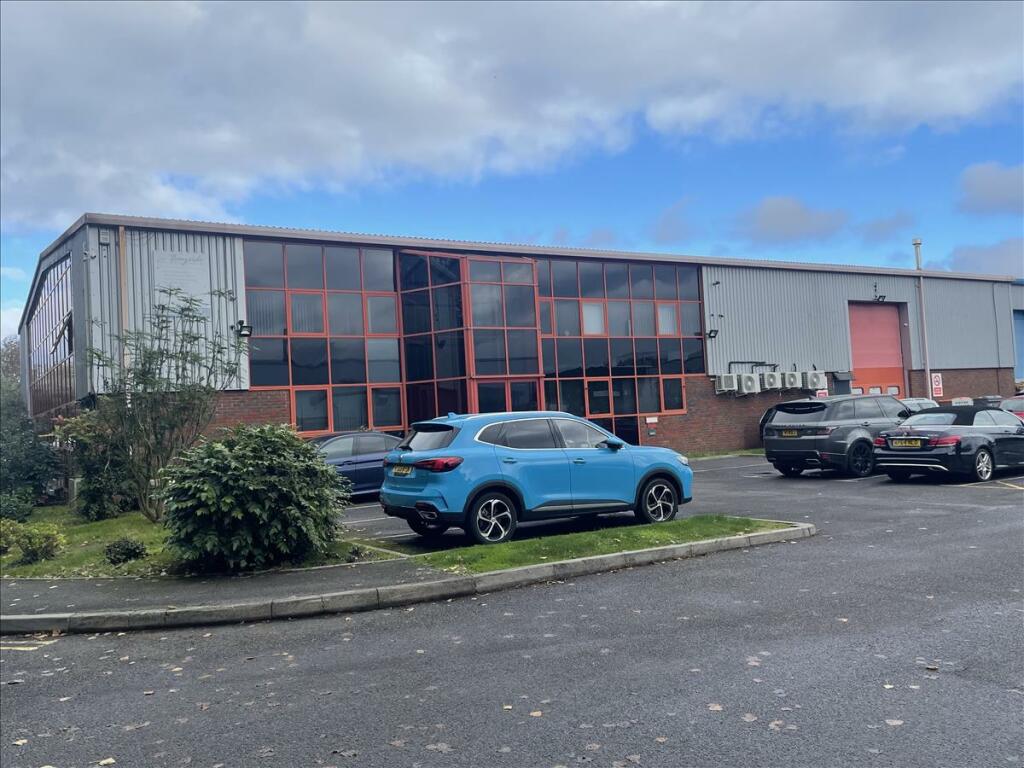 Additional property image - Bayside Business Centre, Unit 1 Sovereign Business Park, 48 Willis Way, Poole, BH15