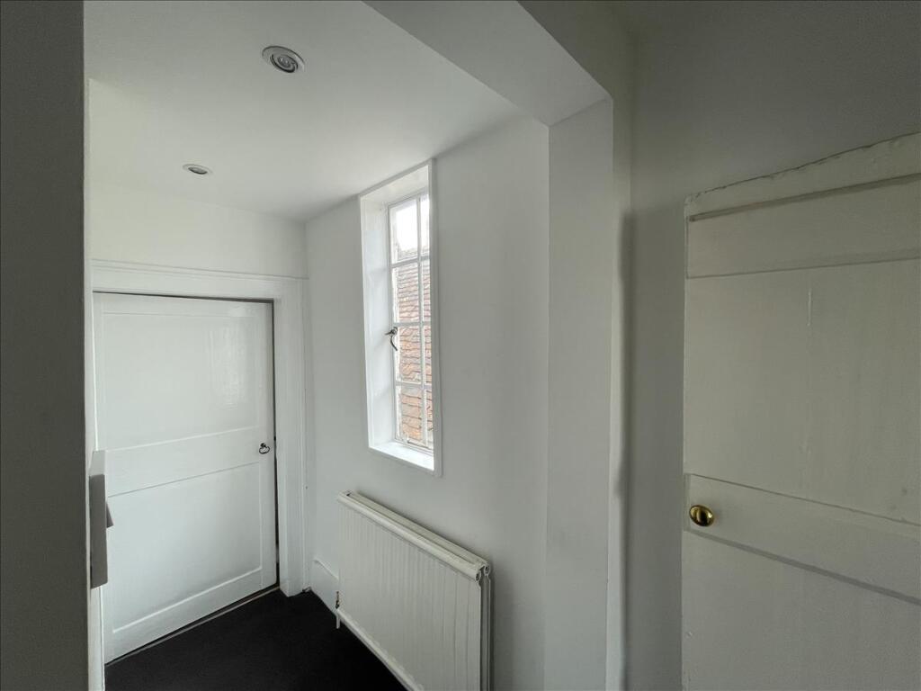 Additional property image - 24 Palace Street, Canterbury, Kent, CT1