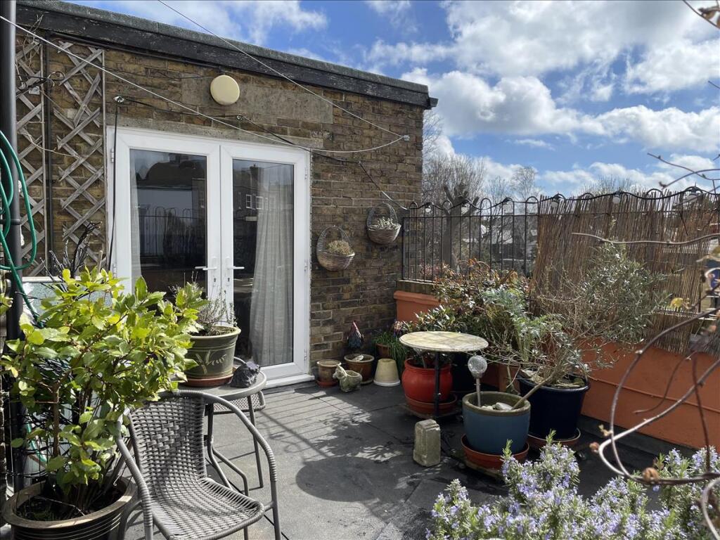 Additional property image - 47 Queen Street, Deal, Kent, CT14