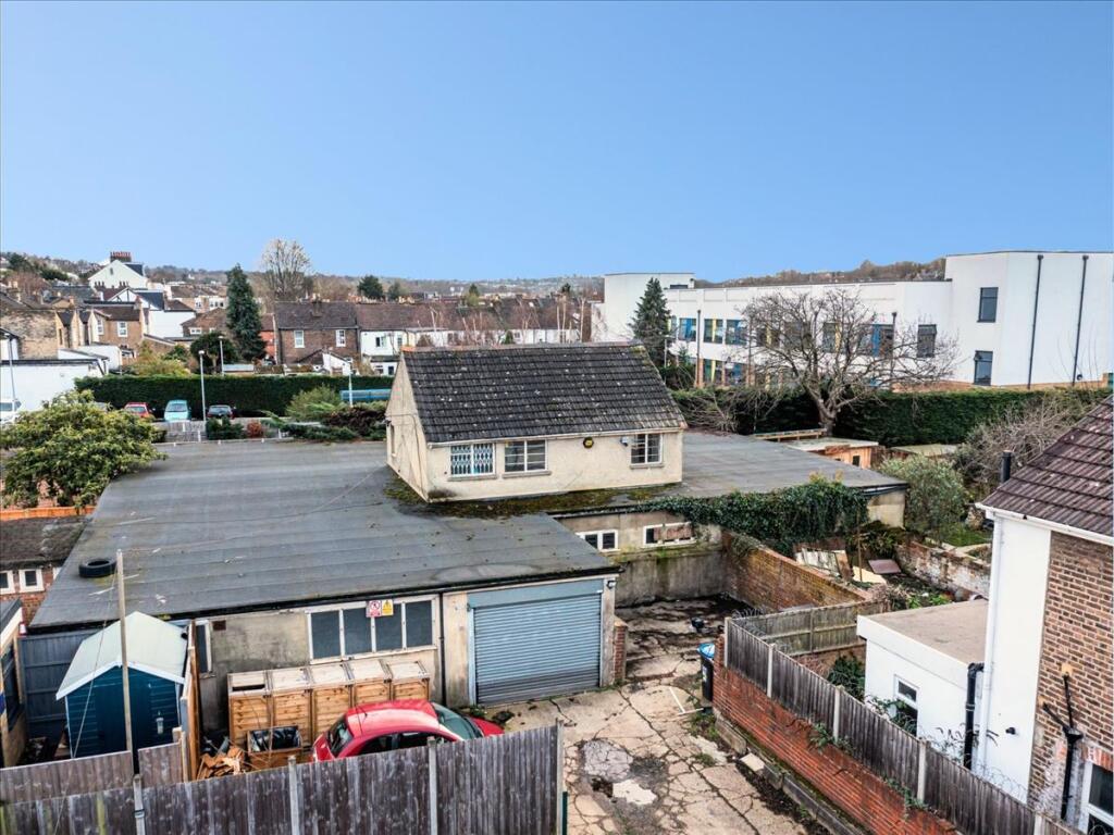 Main image of property: Junction Road, Croydon, Surrey, CR2