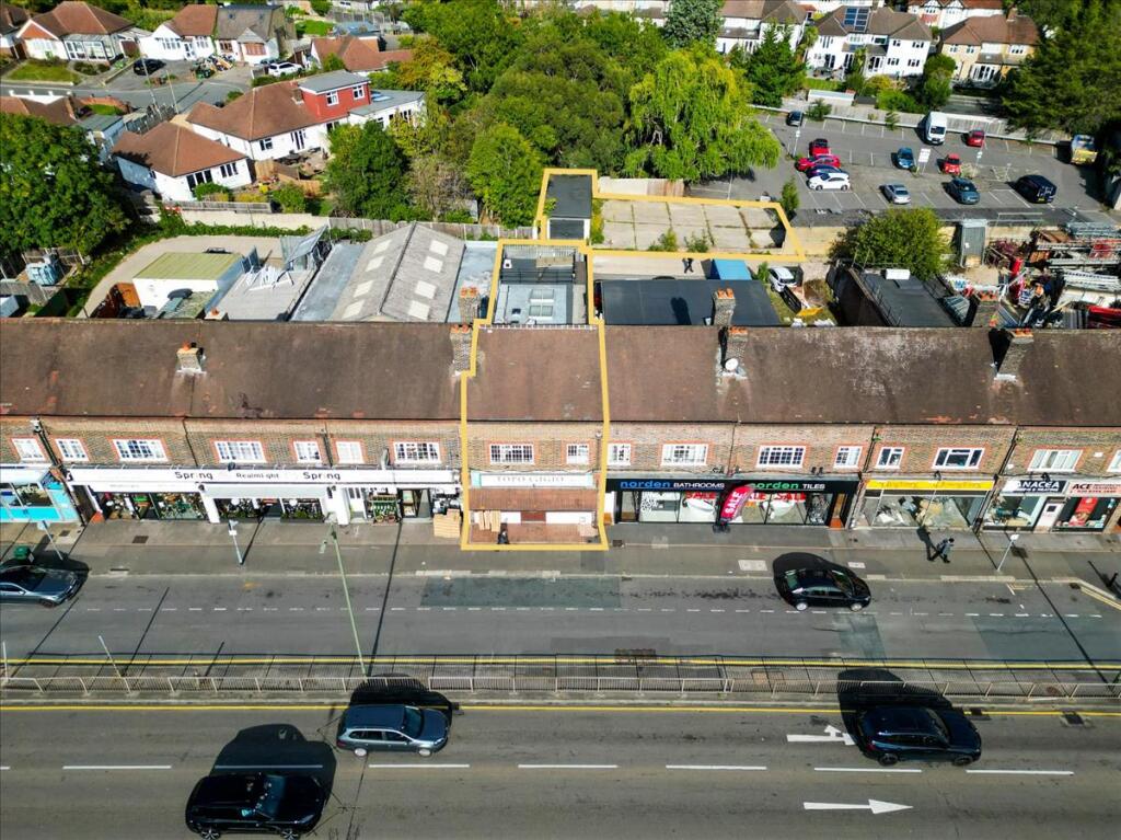 Main image of property: 196 Kingston Road, Epsom, Surrey, KT19