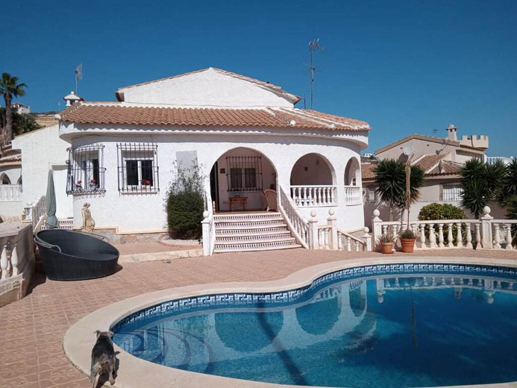 Villa for sale in Valencia, Alicante...