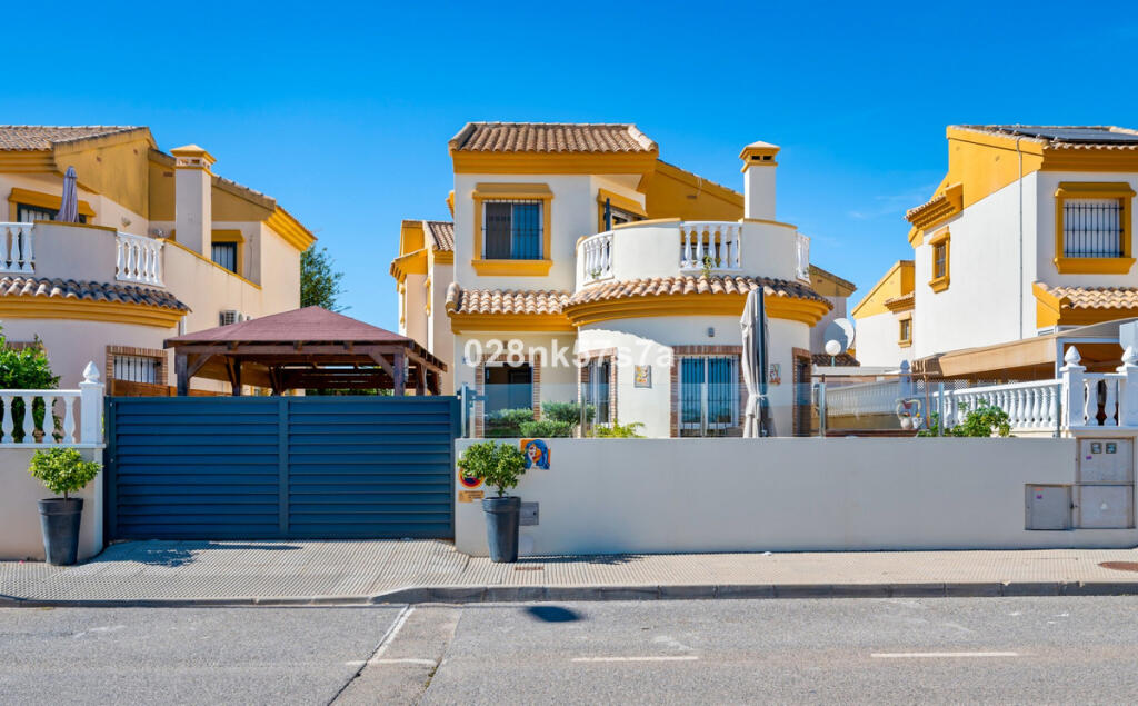 Main image of property: Valencia, Alicante, Guardamar del Segura