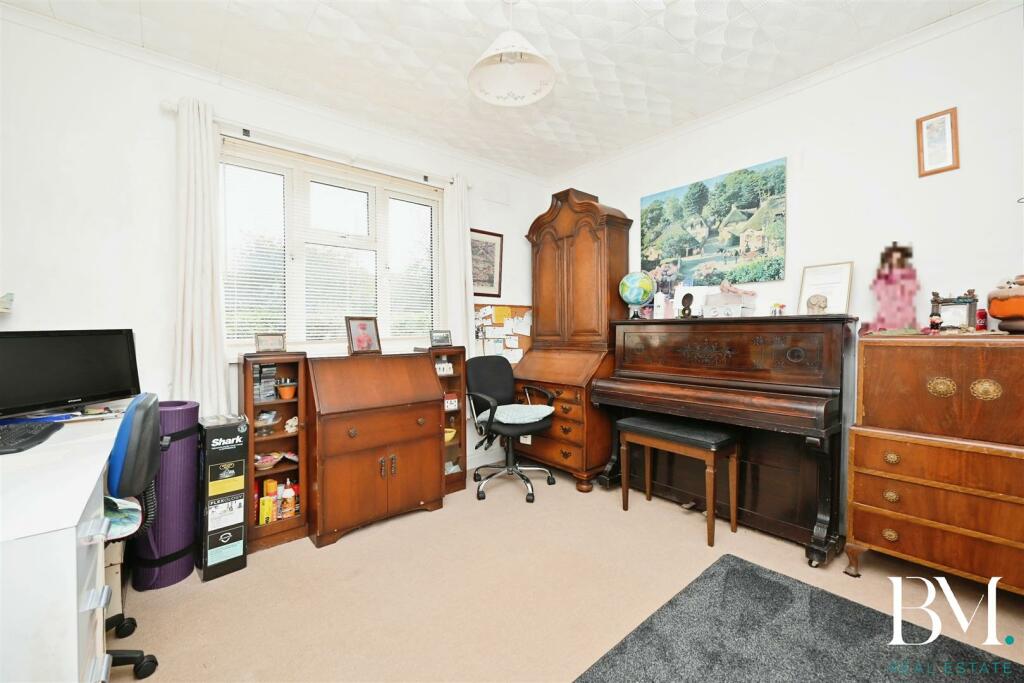 Additional property image - Unique Detached Bungalow, Dunchurch Road, Rugby
