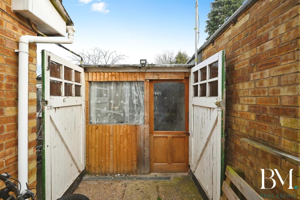 Additional property image - Dickens Road, Rugby