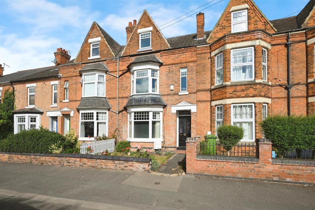 Main image of property: Clifton Road, Rugby