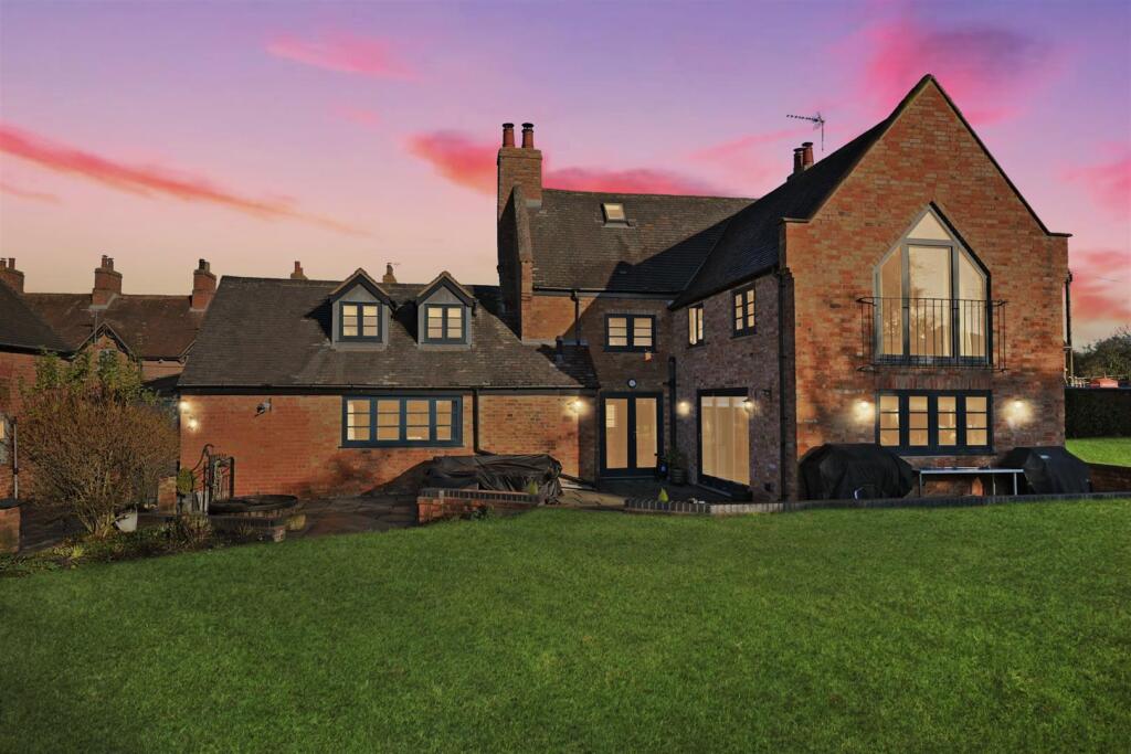 Main image of property: Aveley House, School Street, Churchover - Equestrian - No Chain