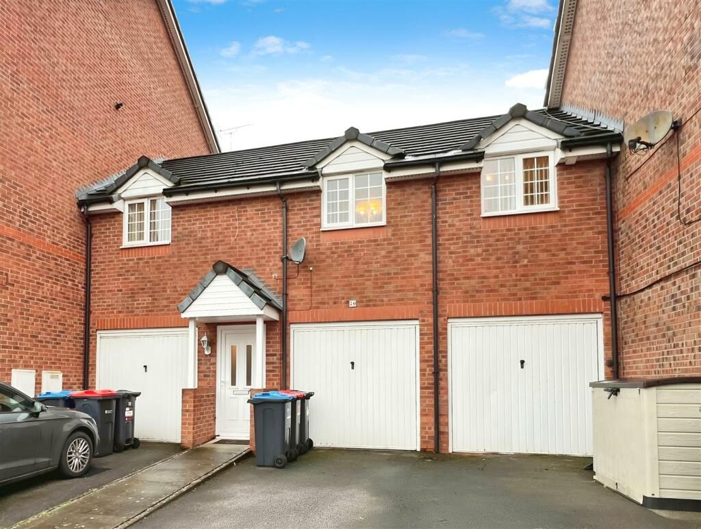 2 bedroom coach house for sale in Drillfield Road, Northwich, CW9