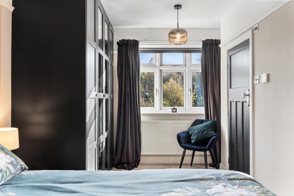 Additional property image - Stylish, Modernised Family Home in Desirable Anderton Location
