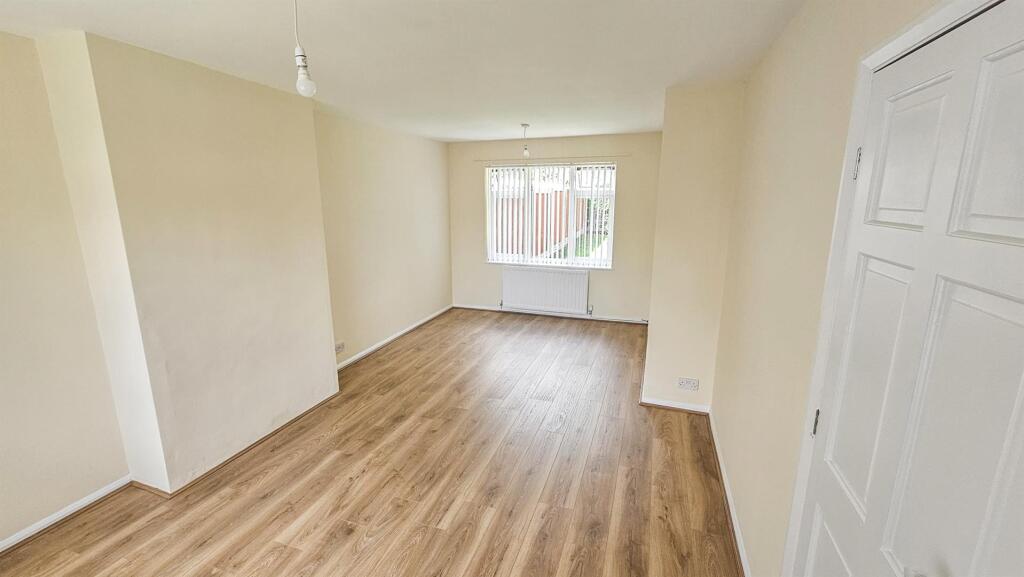 Main image of property: Salterford Road, Hucknall, Nottingham, NG15 6GA