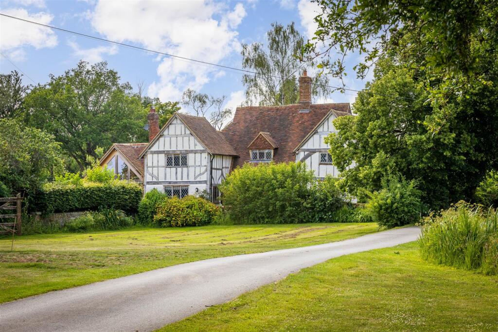 Main image of property: Alfold Road, Cranleigh