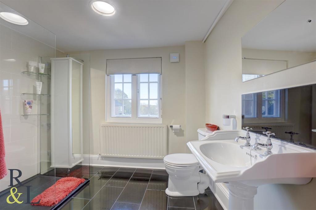 Additional property image - Acresford Road, Overseal, Swadlincote