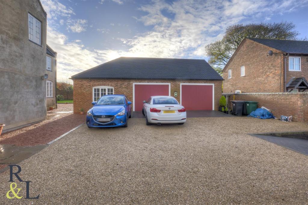 Additional property image - Acresford Road, Overseal, Swadlincote