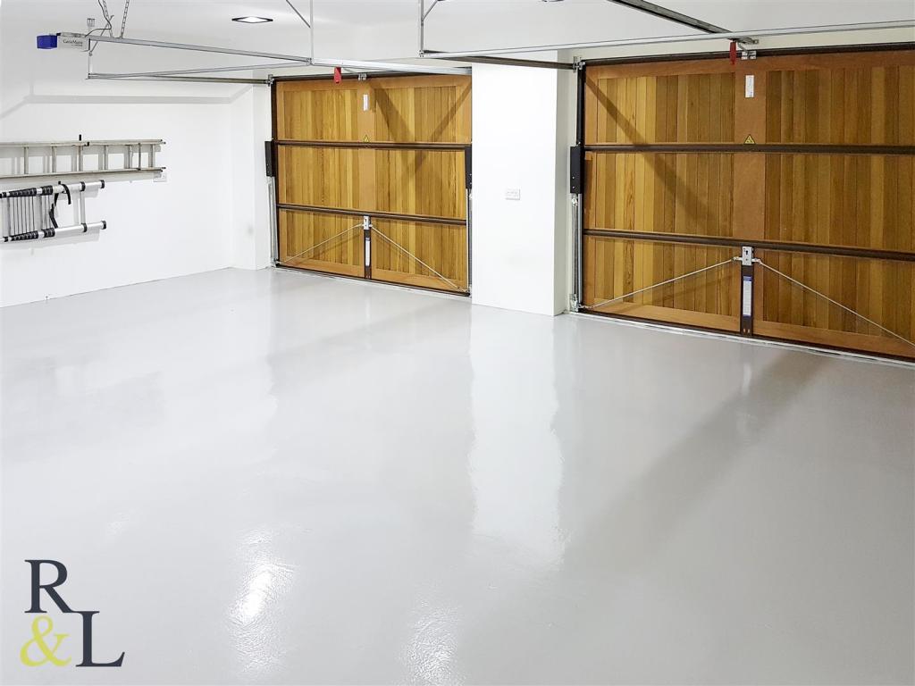 Additional property image - Acresford Road, Overseal, Swadlincote