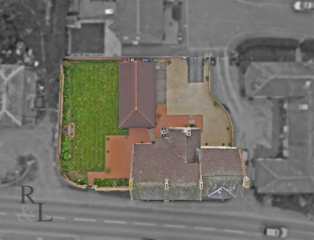 Additional property image - Acresford Road, Overseal, Swadlincote