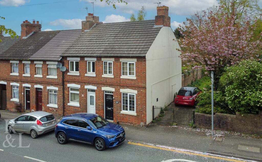 2 bedroom cottage for sale in Leicester Road, AshbyDeLaZouch, LE65
