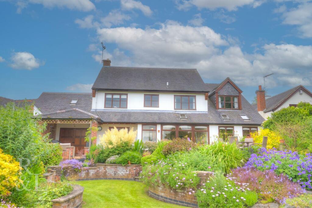 5 bedroom detached house for sale in The Moor, Coleorton,, LE67
