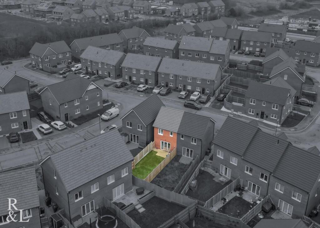 Additional property image - Marble Drive, Swadlincote
