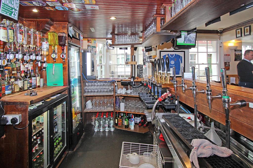 Pub for sale in Bangor, Gwynedd, LL57