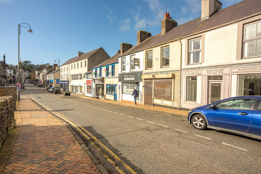Shop for sale in Bridge Street, Llangefni, Sir Ynys Mon, LL77