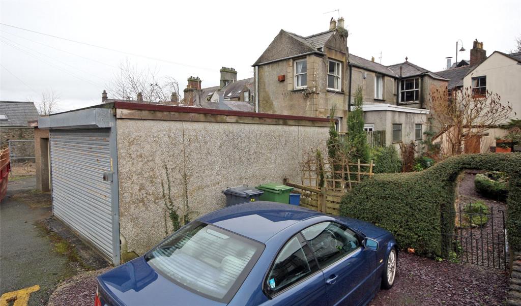 Shop for sale in High Street, Llangefni, Anglesey, LL77