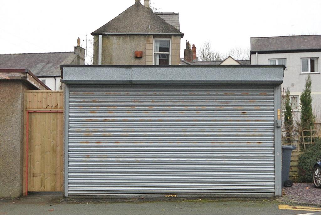 Shop for sale in High Street, Llangefni, Anglesey, LL77