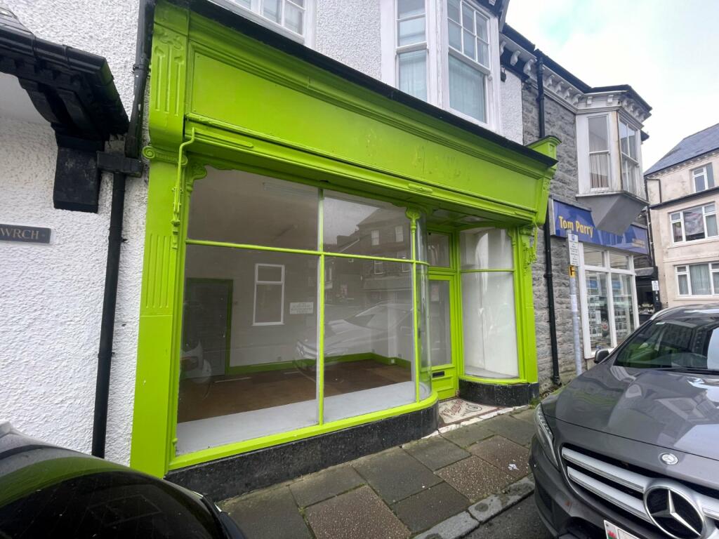 Shop to lease in Newborough Street, Blaenau Ffestiniog, Gwynedd, LL41