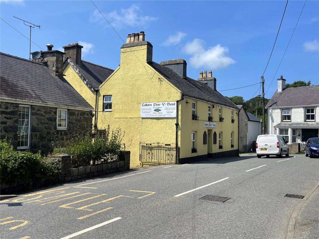 Main image of property: Sarn, Pwllheli, Gwynedd, LL53