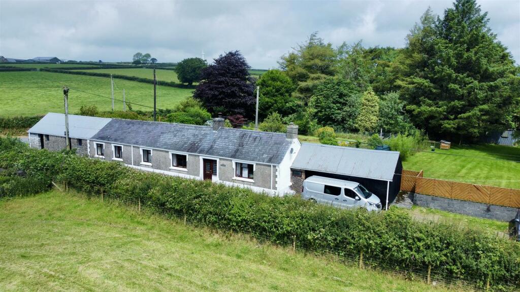 Main image of property: Penffordd, Llanybydder