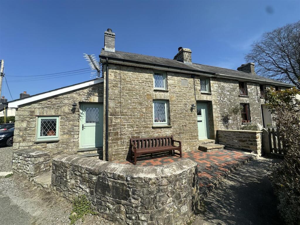 Main image of property: Penffordd, Llanybydder