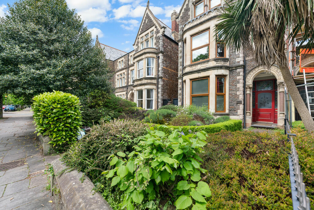 2 bedroom apartment for sale in Cathedral Road, Pontcanna, CF11