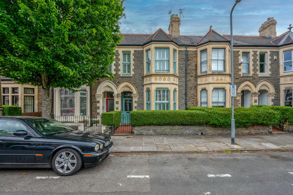 4 bedroom terraced house for sale in Pitman Street, Pontcanna , CF11