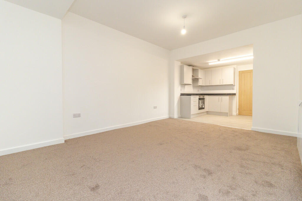 1 bedroom apartment for rent in Severn Road, Canton, CF11