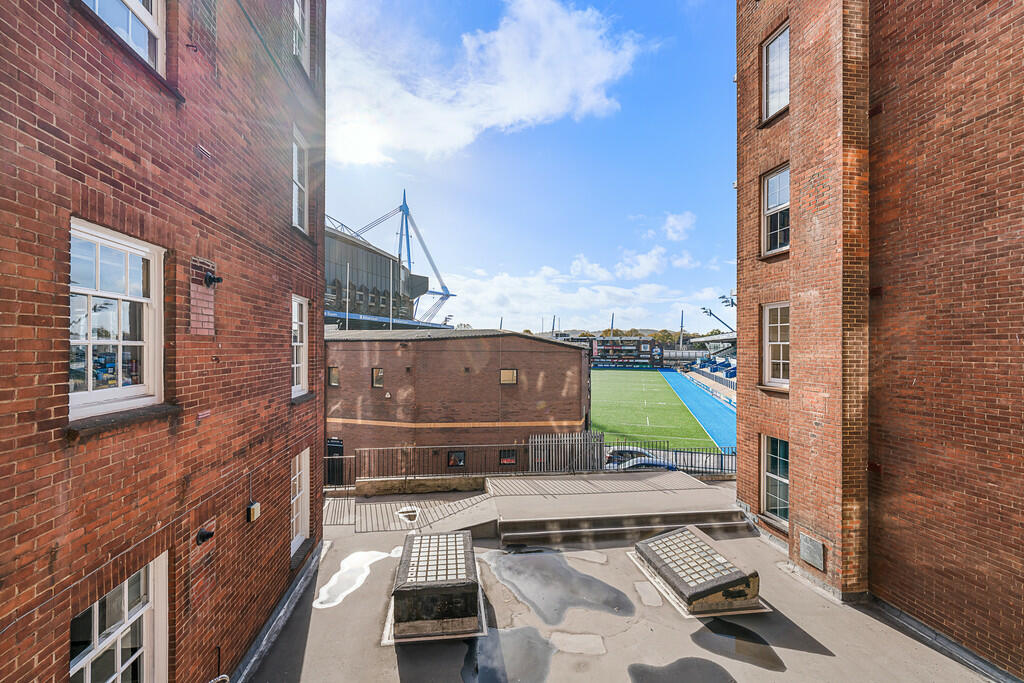 Additional property image - Warwick House, Westgate Street, City Centre