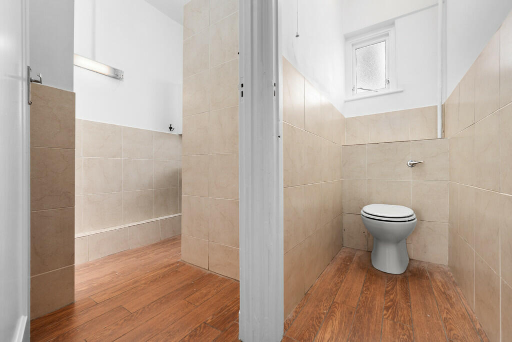 Additional property image - Warwick House, Westgate Street, City Centre