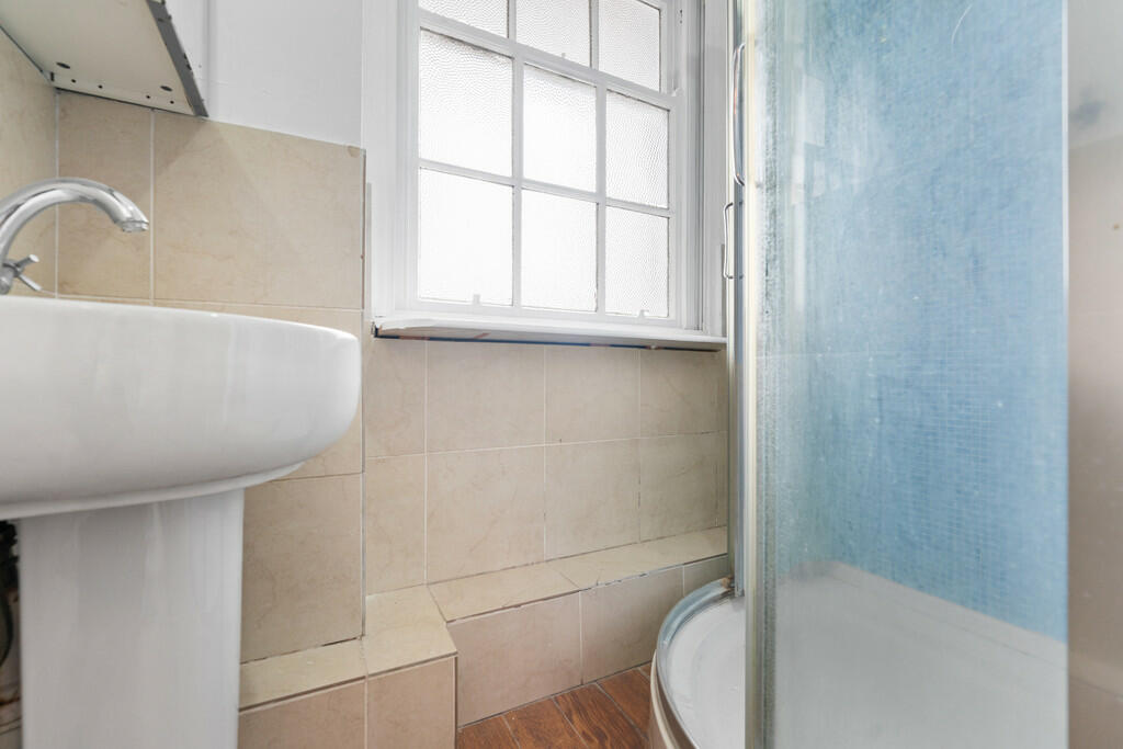 Additional property image - Warwick House, Westgate Street, City Centre