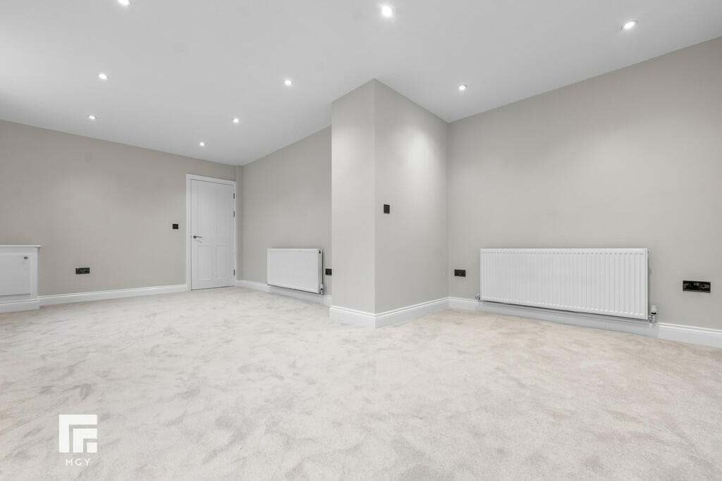 Additional property image - Pontcanna Place, Pontcanna