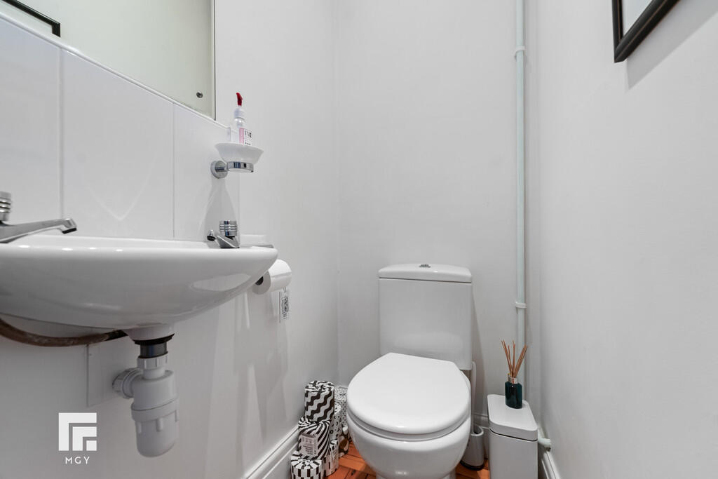 Additional property image - Pencisely Crescent, Llandaff, Cardiff