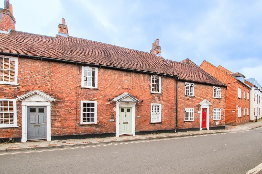 Main image of property: 2 Chapel Street, Chichester, West Sussex, PO19