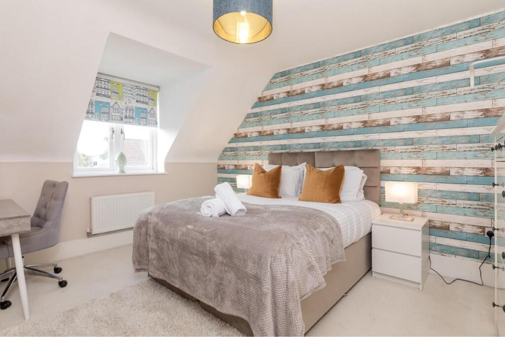 Main image of property: Milton Road, Milton Keynes, Buckinghamshire, MK10