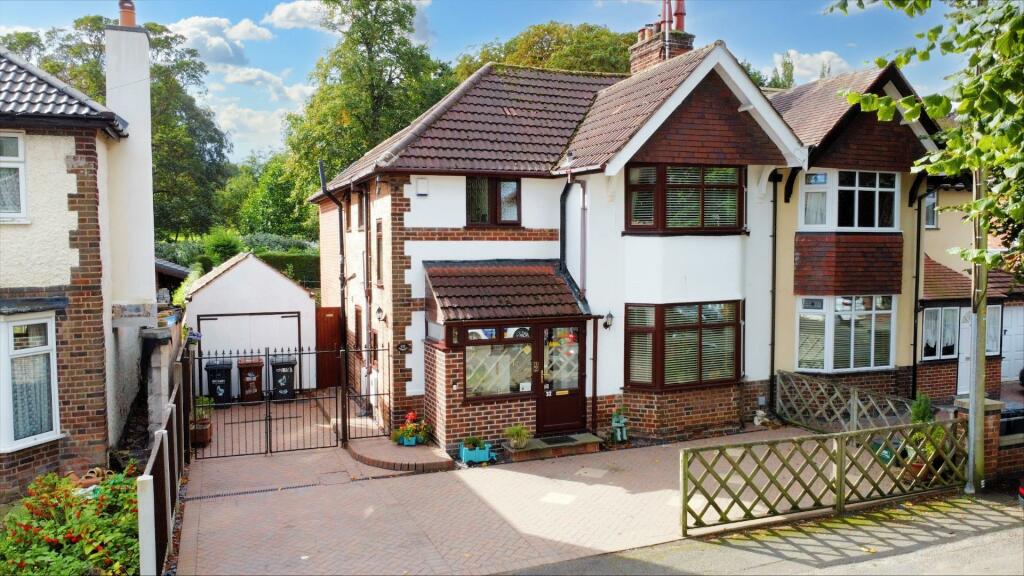 3 bedroom semidetached house for sale in Street, Arnold