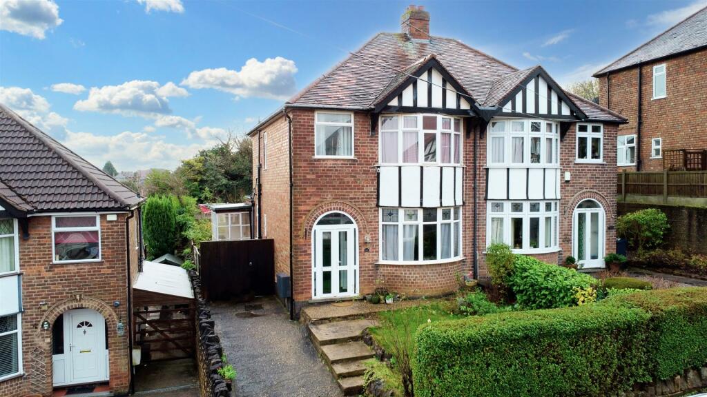 3 bedroom semidetached house for sale in Ernest Road, Carlton