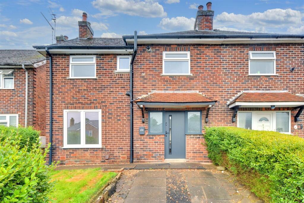 3 bedroom semi-detached house