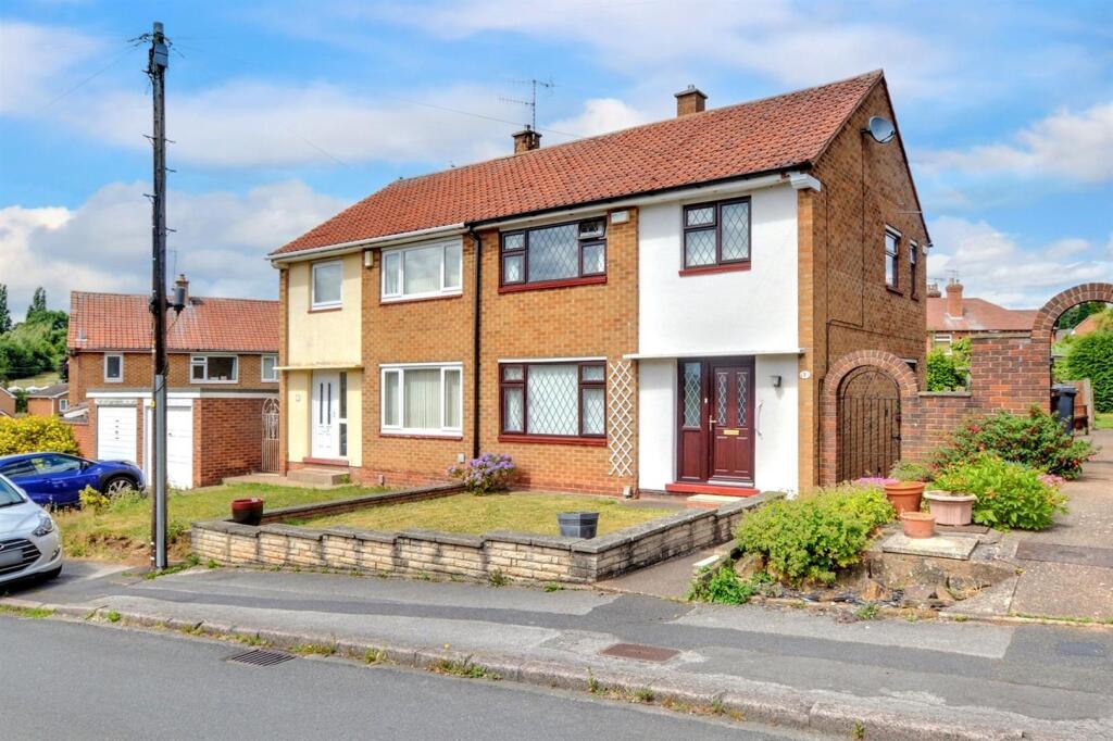 Main image of property: Albion Rise, Arnold, Nottingham